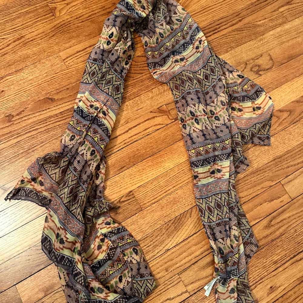 Scarf - Picture 3 of 3